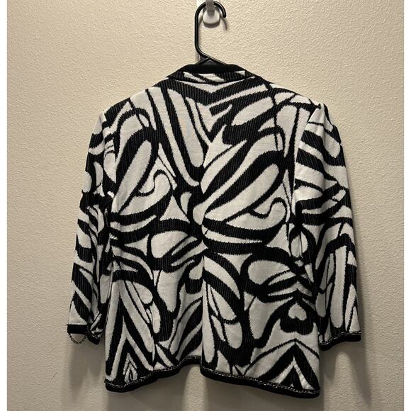 Ming Wang Women’s Cardigan Black And White Size Petite Small‎ With Chain Accent. - Picture 3 of 3